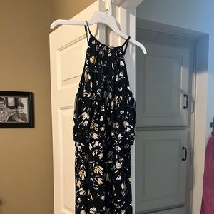 Jumpsuit cropped legs with tie waist